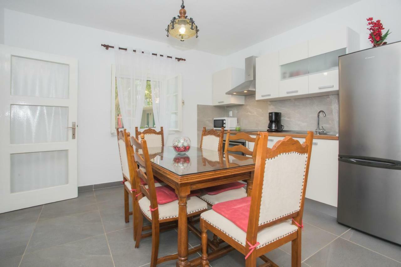 Experience Village Life - Jokini Dvori With Private Pool Pakovo Selo ภายนอก รูปภาพ